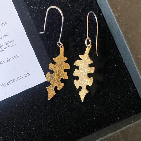 Bodleian Library, Oxford, Gold Leaf Earrings - Picture 4 of 7